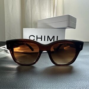 New never worn Chimi 07 Brown Sunglasses